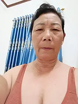 Snapshot of KK_orio chatting on 06-08-26, 01:11 KK orio online show from 06-08-26, 01:11