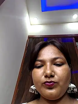 Snapshot of sheela_3563 chatting on 07-18-26, 03:38 sheela 3563 online show from 07-18-26, 03:38