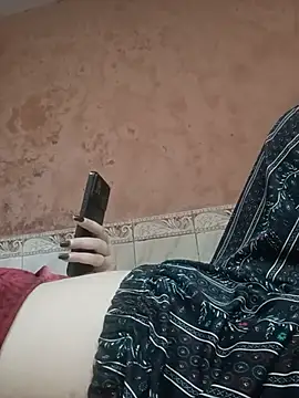 Snapshot of Miss-cutee chatting on 08-03-26, 07:40 Miss-cutee online show from 08-03-26, 07:40