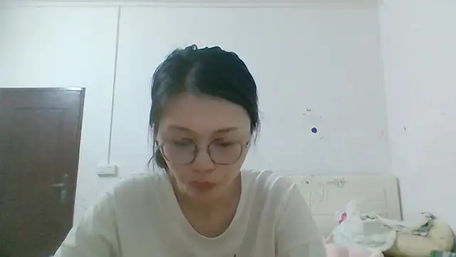 Snapshot of Joey-988 chatting on 07-16-26, 11:27 Joey-988 online show from 07-16-26, 11:27