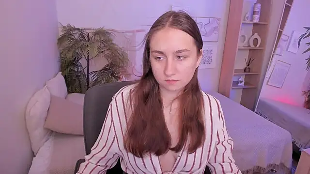 polly bloomm online show from 07-28-26, 05:25