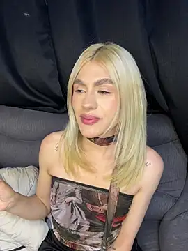 Lia-firee online show from 06-15-26, 02:58