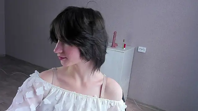Snapshot of Carolina_Lu chatting on 06-22-26, 03:25 Carolina Lu online show from 06-22-26, 03:25
