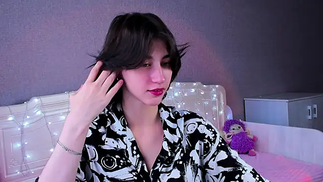 Snapshot of Carolina_Lu chatting on 07-25-26, 01:15 Carolina Lu online show from 07-25-26, 01:15