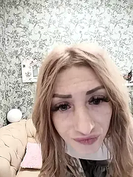 Snapshot of Eva_Axel chatting on 06-07-26, 11:58 Eva Axel online show from 06-07-26, 11:58