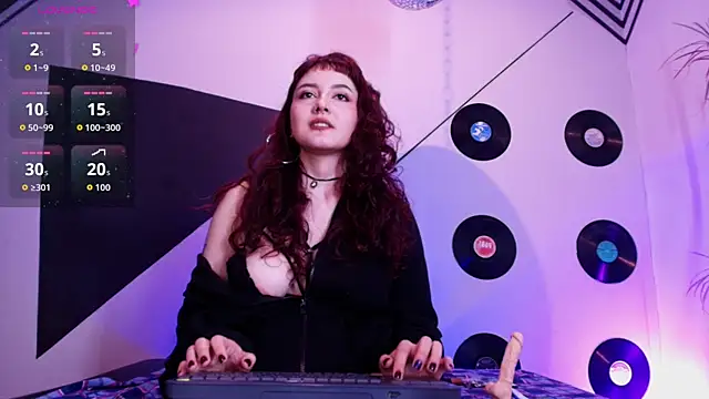 Allissa Noir online show from 07-05-26, 04:19