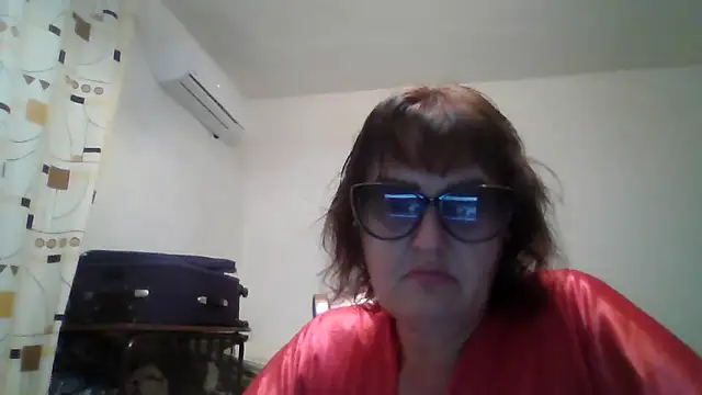 Snapshot of ErikaXShine chatting on 06-20-26, 08:22 ErikaXShine online show from 06-20-26, 08:22