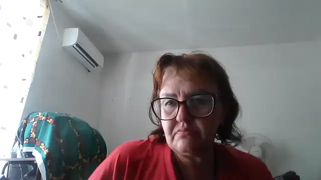 Snapshot of ErikaXShine chatting on 07-03-26, 12:00 ErikaXShine online show from 07-03-26, 12:00