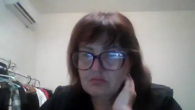 Snapshot of ErikaXShine chatting on 07-20-26, 08:00 ErikaXShine online show from 07-20-26, 08:00