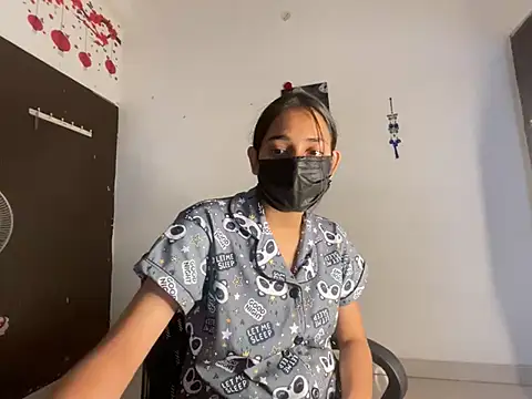 Snapshot of Hy_Selahh chatting on 07-20-26, 10:39 Hy Selahh online show from 07-20-26, 10:39