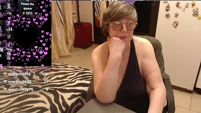 Snapshot of Sharon_Amore chatting on 07-01-26, 06:40 Sharon Amore online show from 07-01-26, 06:40
