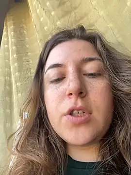Snapshot of kate_nicepops999441 chatting on 06-09-26, 08:04 kate nicepops999441 online show from 06-09-26, 08:04