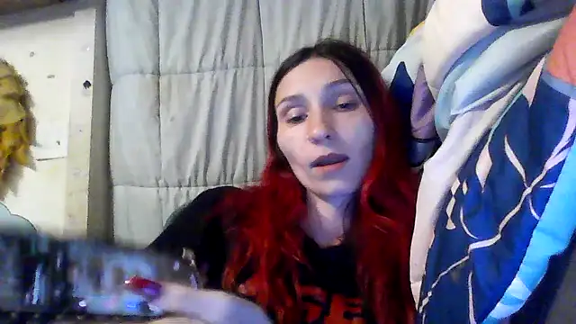 Snapshot of mistresskitty_magic chatting on 07-11-26, 02:47 mistresskitty magic online show from 07-11-26, 02:47