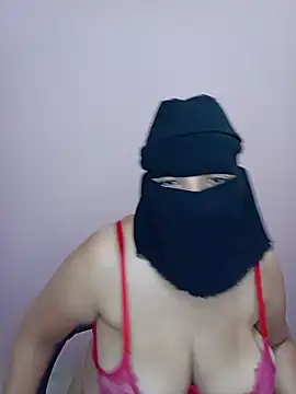 Snapshot of hot_farawla00 chatting on 07-06-26, 09:39 hot farawla00 online show from 07-06-26, 09:39