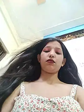 Snapshot of Queen_Rosyy chatting on 06-19-26, 06:07 Queen Rosyy online show from 06-19-26, 06:07