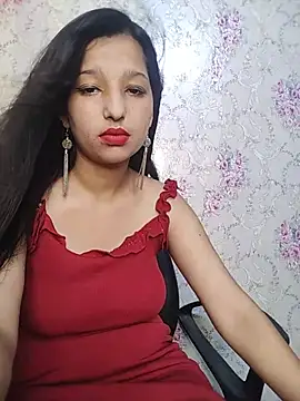 Snapshot of Queen_Rosyy chatting on 07-13-26, 05:10 Queen Rosyy online show from 07-13-26, 05:10