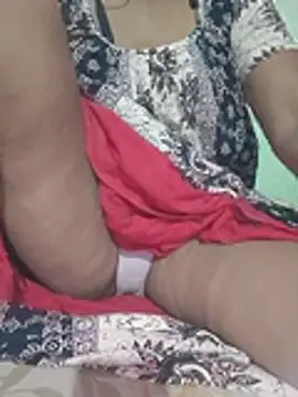 Snapshot of Sexy-Bhabi69 chatting on 07-03-26, 09:05 Sexy-Bhabi69 online show from 07-03-26, 09:05