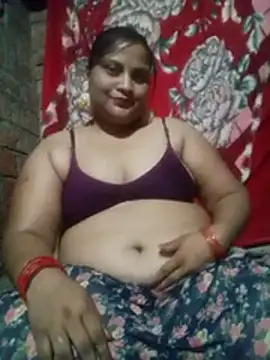 Snapshot of Hottie_riya01 chatting on 06-13-26, 05:22 Hottie riya01 online show from 06-13-26, 05:22