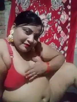 Snapshot of Hottie_riya01 chatting on 06-14-26, 05:59 Hottie riya01 online show from 06-14-26, 05:59