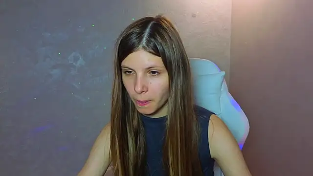 Snapshot of Audreybellamy chatting on 06-19-26, 01:37 Audreybellamy online show from 06-19-26, 01:37