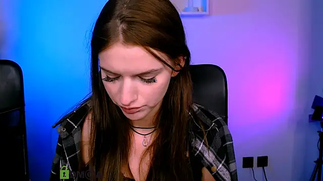 Snapshot of naomi_perl chatting on 07-06-26, 01:08 naomi perl online show from 07-06-26, 01:08