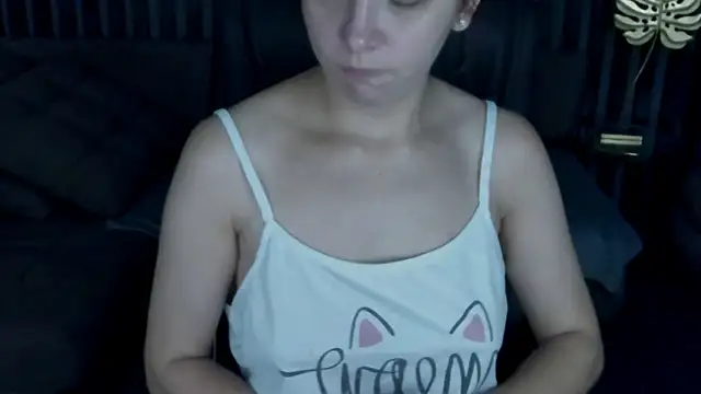 Snapshot of Livia_Shy chatting on 07-14-26, 06:02 Livia Shy online show from 07-14-26, 06:02