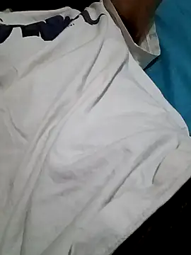 Snapshot of Premium_Cock chatting on 06-25-26, 04:00 Premium Cock online show from 06-25-26, 04:00
