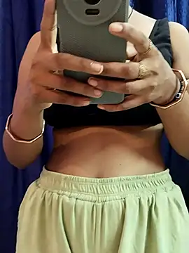 Snapshot of sapna_aura chatting on 07-15-26, 10:26 sapna aura online show from 07-15-26, 10:26