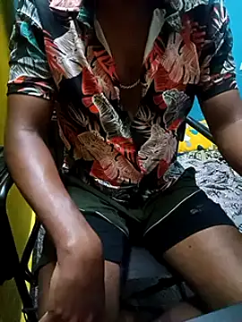 Snapshot of Lawrencedlkk007 chatting on 03-06-25, 05:54 Lawrencedlkk007 online show from 03-06-25, 05:54