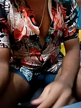 Snapshot of Lawrencedlkk007 chatting on 03-08-25, 09:18 Lawrencedlkk007 online show from 03-08-25, 09:18