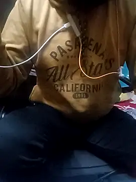 Snapshot of Lawrencedlkk007 chatting on 02-07-26, 02:43 Lawrencedlkk007 online show from 02-07-26, 02:43