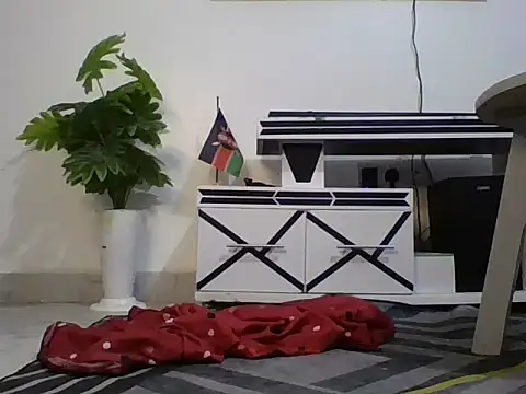 Snapshot of Amara254 chatting on 06-18-26, 03:40 Amara254 online show from 06-18-26, 03:40