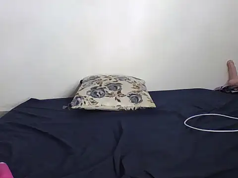 Snapshot of Amara254 chatting on 07-10-26, 03:25 Amara254 online show from 07-10-26, 03:25