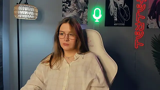 DarleenWarrior online show from 06-11-26, 10:13