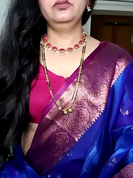 Snapshot of Sharma_Priya chatting on 06-11-26, 05:11 Sharma Priya online show from 06-11-26, 05:11