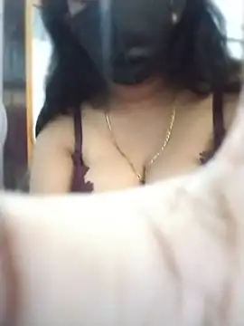 Snapshot of darkrlips chatting on 07-19-26, 09:57 darkrlips online show from 07-19-26, 09:57