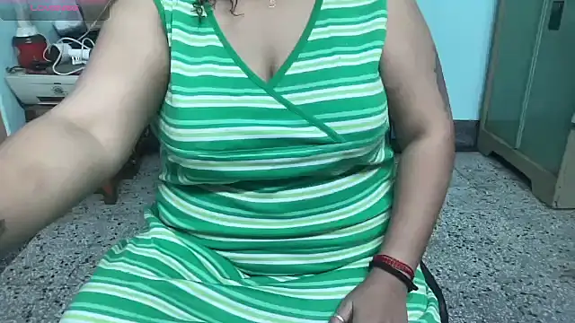 Snapshot of ayendrila_2 chatting on 06-21-26, 01:35 ayendrila 2 online show from 06-21-26, 01:35