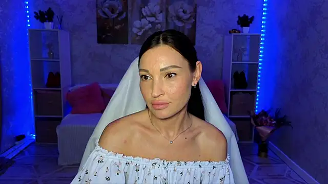 Snapshot of NikoleMills chatting on 06-21-26, 06:05 NikoleMills online show from 06-21-26, 06:05