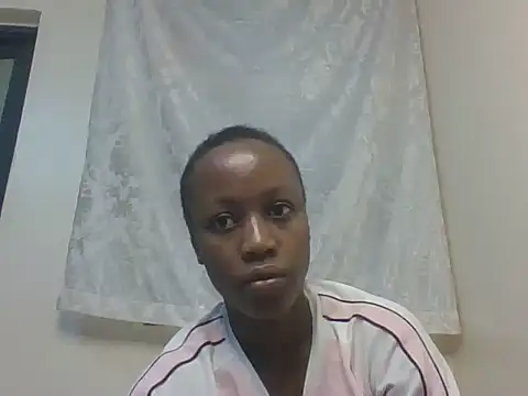 Sweet-cherrry online show from 07-04-26, 09:26