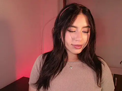 Snapshot of Isa_vargas_ chatting on 07-22-26, 12:35 Isa vargas online show from 07-22-26, 12:35