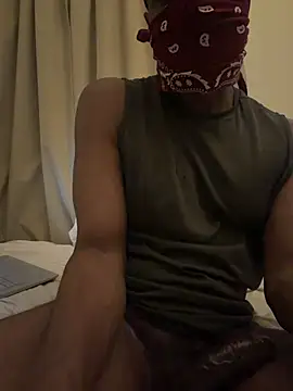 Snapshot of InfamousX chatting on 07-14-26, 10:32 InfamousX online show from 07-14-26, 10:32