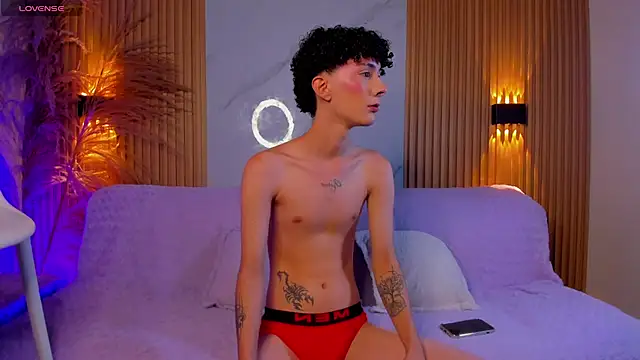 Snapshot of im_ethan_ chatting on 07-13-26, 11:35 im ethan online show from 07-13-26, 11:35