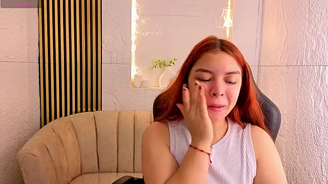 sofia red cn online show from 07-06-26, 01:19