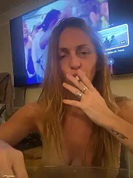 Snapshot of GIJANE88 chatting on 06-22-26, 10:29 GIJANE88 online show from 06-22-26, 10:29