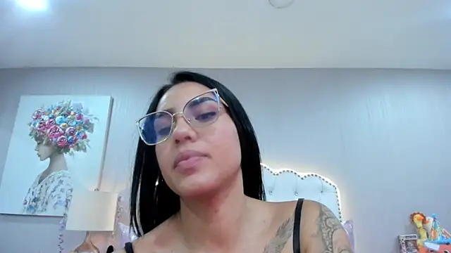 Snapshot of Valen_Abella chatting on 07-06-26, 03:25 Valen Abella online show from 07-06-26, 03:25