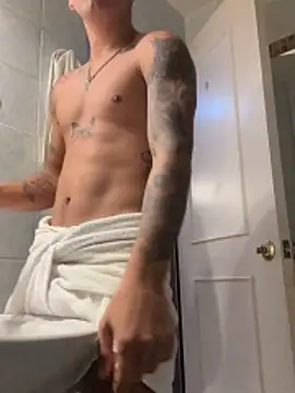 liam colton online show from 06-11-26, 03:59