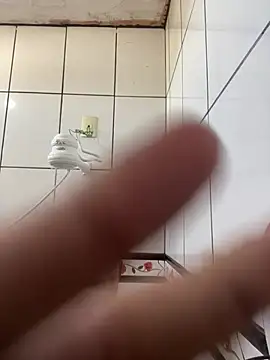 mineirinho3120 online show from 06-19-26, 11:47