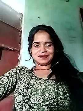 Snapshot of Cut_simran56 chatting on 06-15-26, 07:10 Cut simran56 online show from 06-15-26, 07:10
