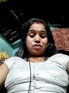 Snapshot of Cut_simran56 chatting on 06-23-26, 10:30 Cut simran56 online show from 06-23-26, 10:30