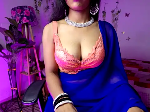 Snapshot of Sizzling_queen69 chatting on 07-24-26, 02:59 Sizzling queen69 online show from 07-24-26, 02:59